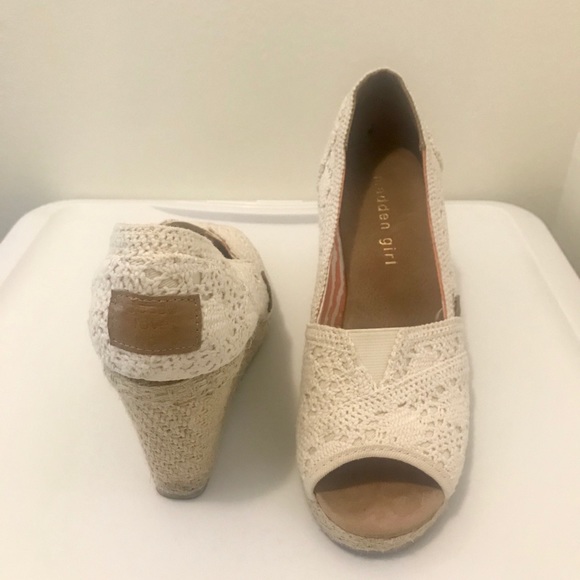 MADDEN GIRL  peep-toe wedges, 3 1/2 inch heel. - Picture 3 of 4